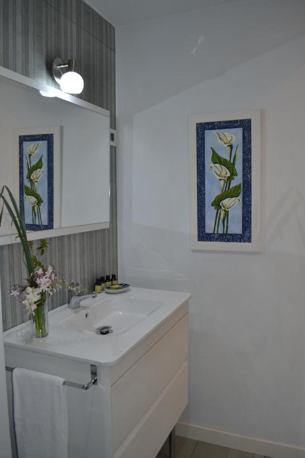 Apartamentos Puerta De Gijon Bagian luar foto