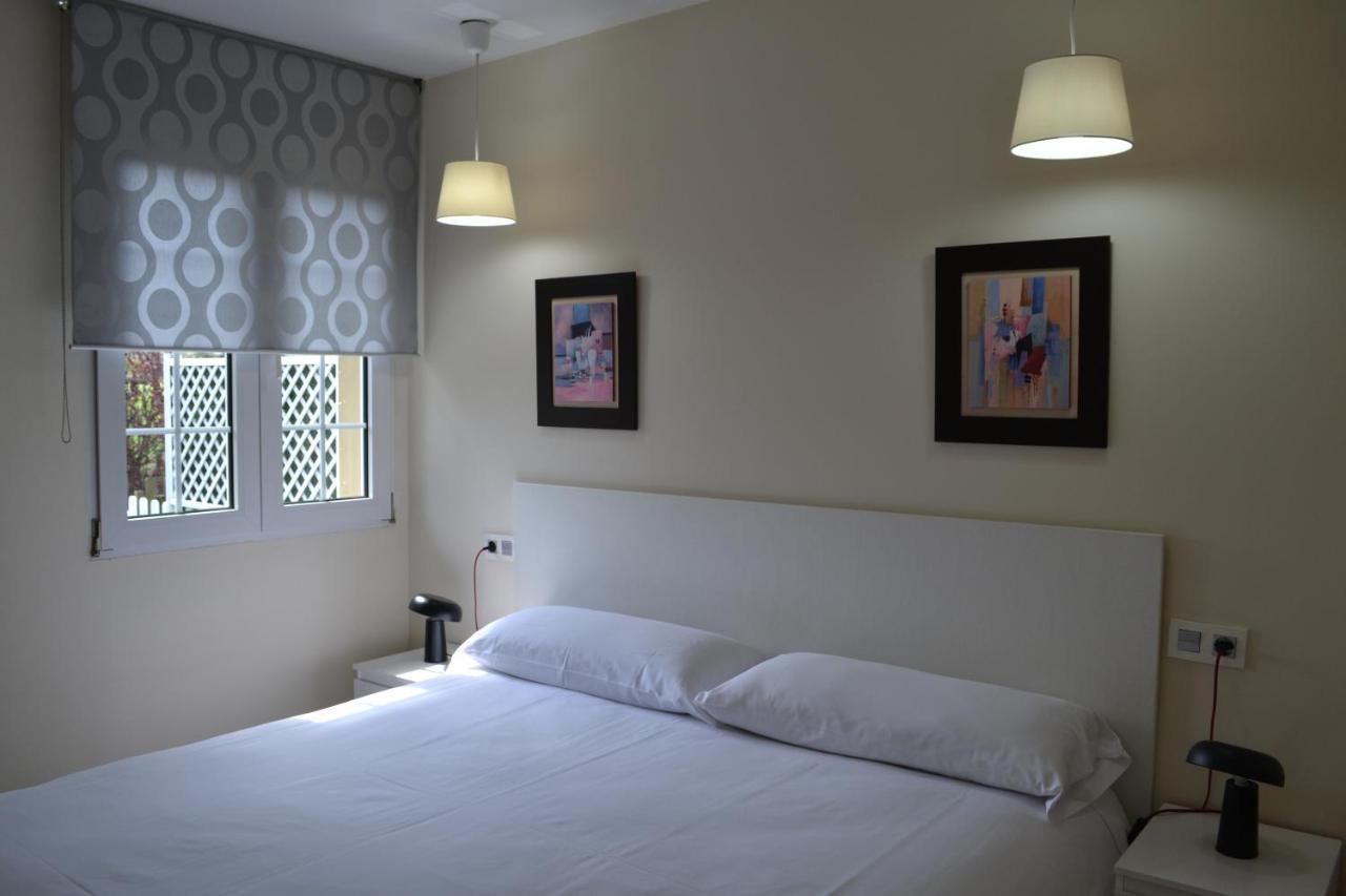 Apartamentos Puerta De Gijon Bagian luar foto