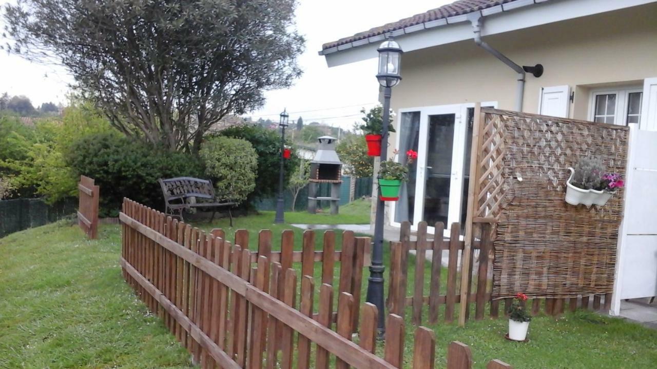 Apartamentos Puerta De Gijon Bagian luar foto